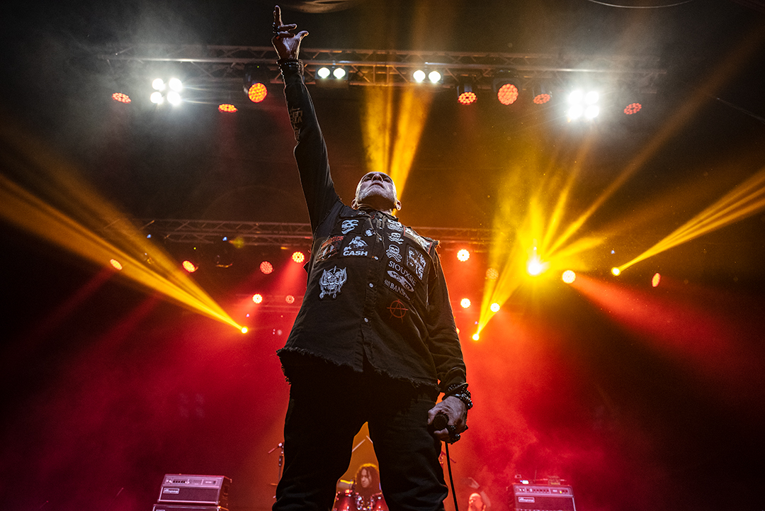 Vio-lence & Exhorder